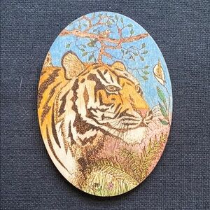 Oval Plaque with Tiger Design